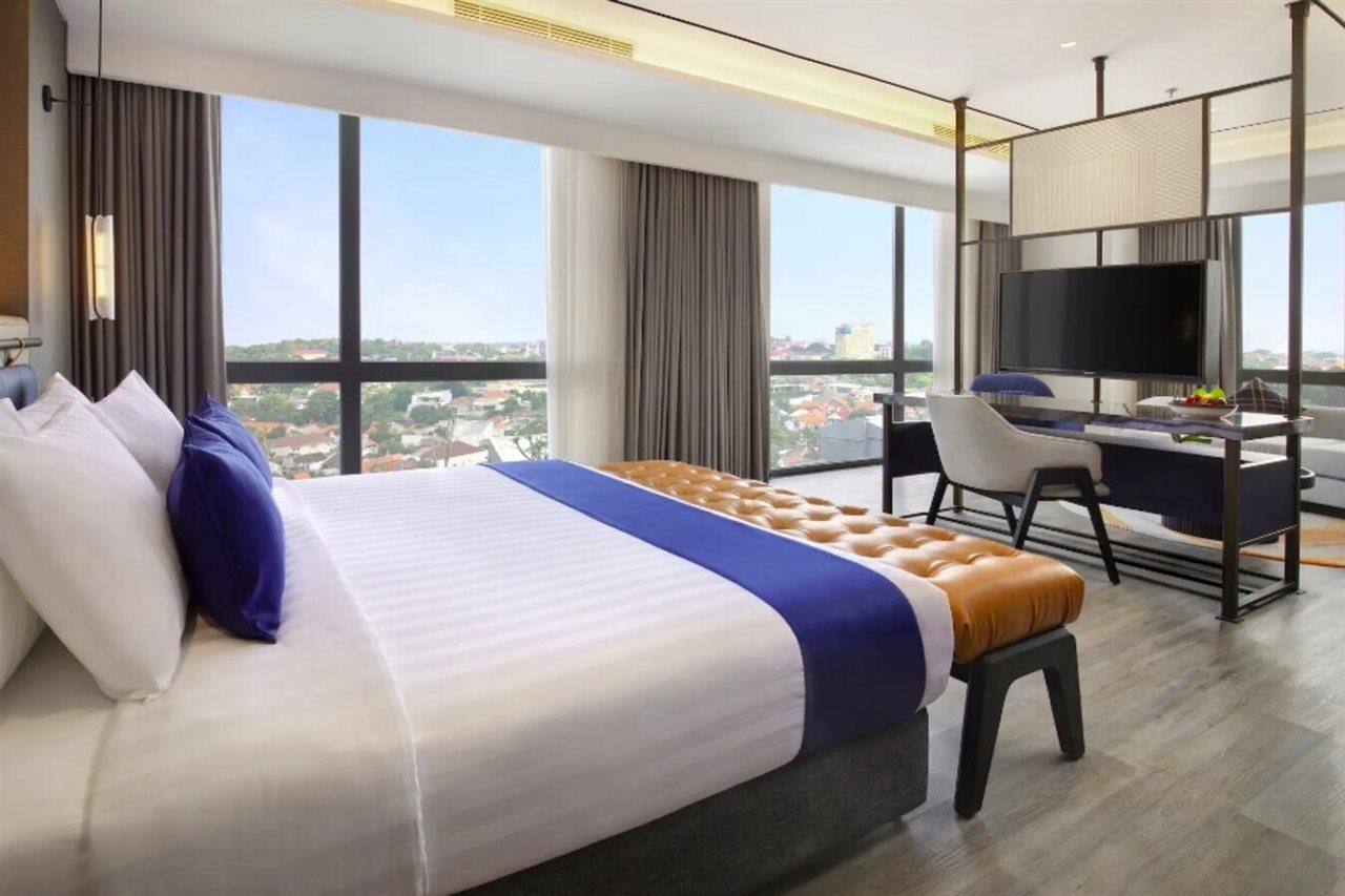 Hotel Aruss Semarang Buitenkant foto